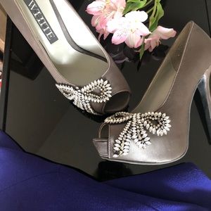 silver grey vera wang wedding collection heels